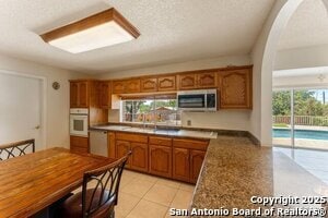 Building Photo - 6323 Forest Knoll St