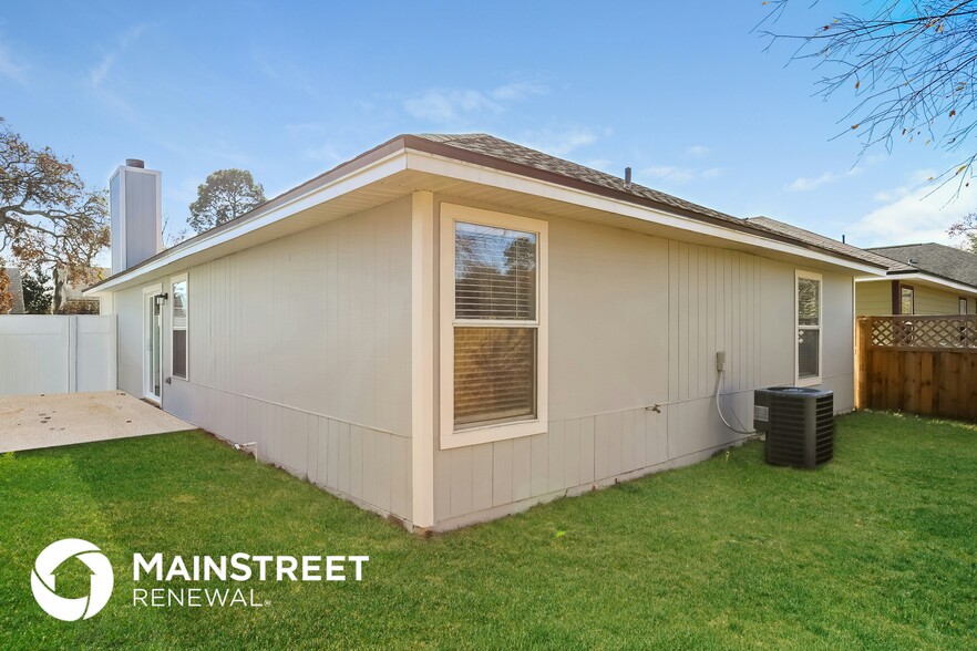 Building Photo - 3550 Caroline Vale Blvd