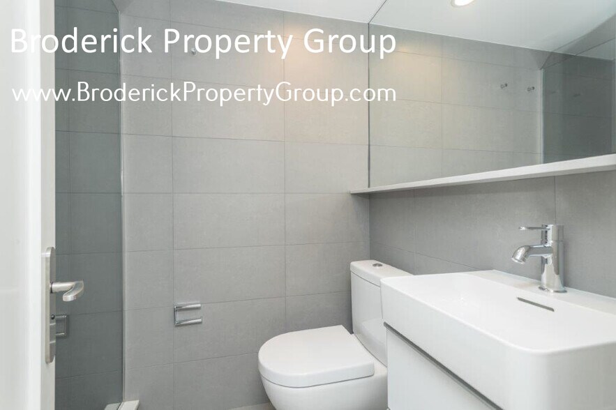 Building Photo - 468 Massachusetts Ave