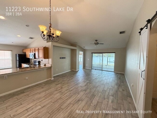 Building Photo - 11223 Southwind Lake Dr