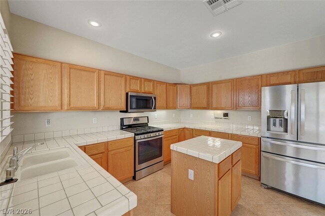 Building Photo - 2525 Huber Heights Dr