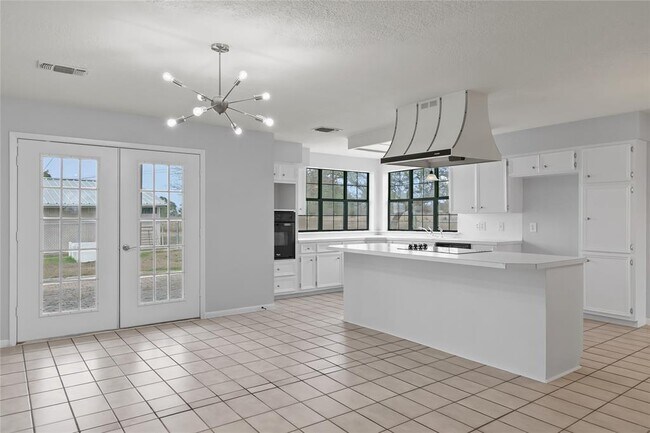 Building Photo - 2736 E State Hwy 29