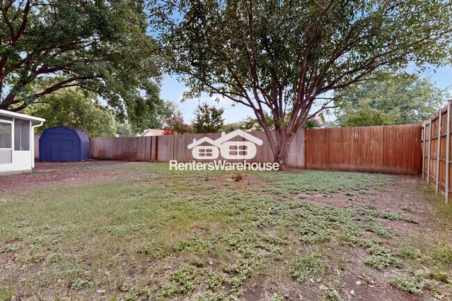 Building Photo - 3945 Spoonwood Ln