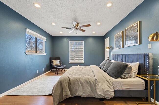 Building Photo - 2105 Columbia Cove