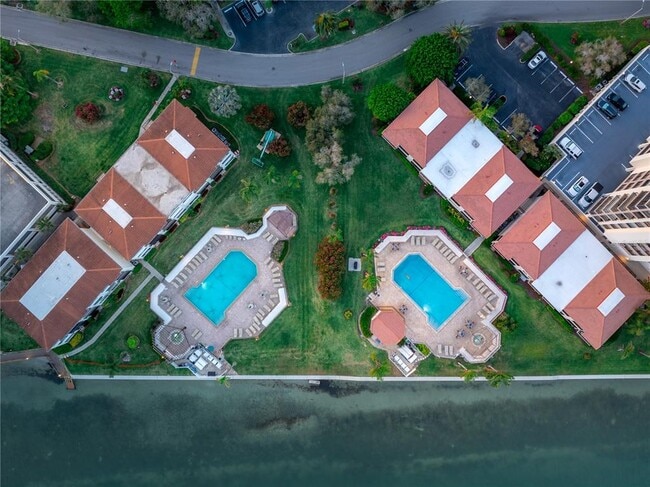 Building Photo - 6287 Bahia Del Mar Cir N