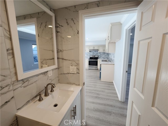 Building Photo - 21217 De La Guerra St