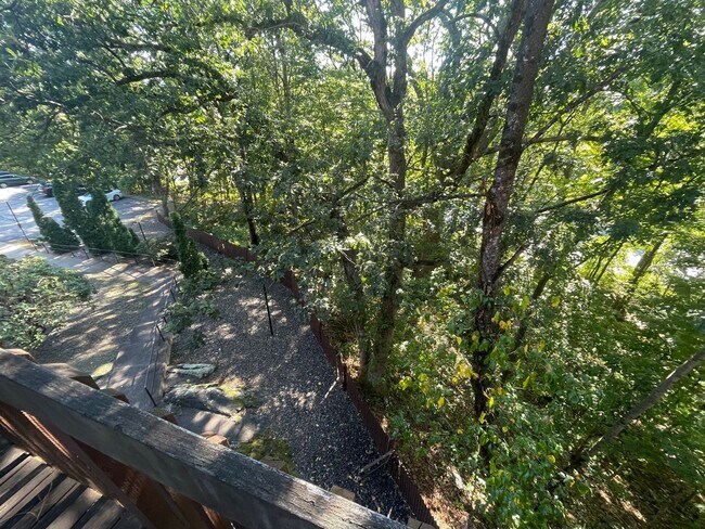Building Photo - Fabulous 2 bed 2 bath Sunderland Heights C...
