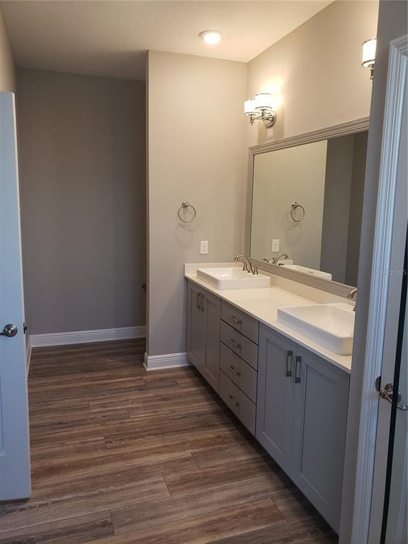 Building Photo - 9013 SW 79th Ln