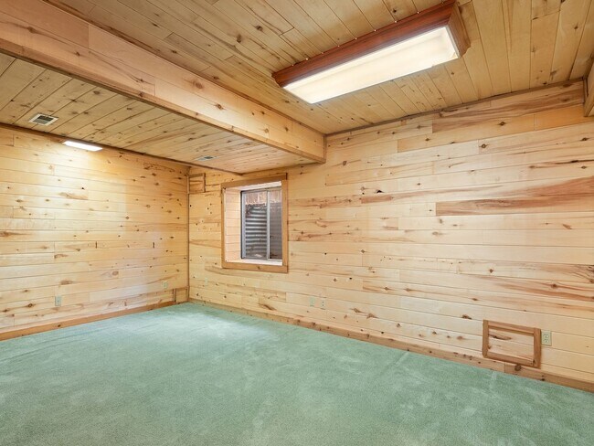 Building Photo - ? Open & Airy Fort Collins Home Near Harmony | Fireplace, Finished Basement & 2-Car Garage