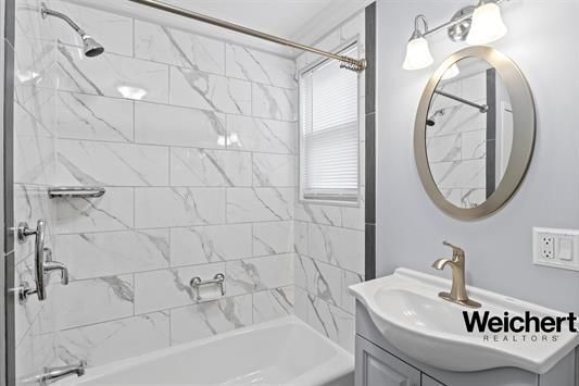 Building Photo - 800-802 John F. Kennedy Boulevard