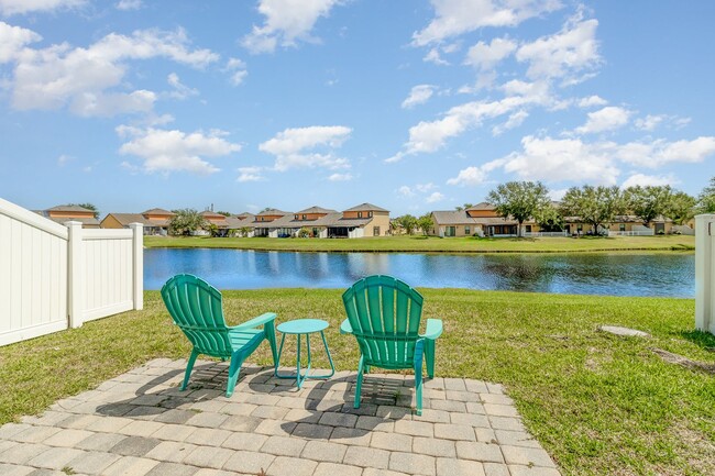 Building Photo - 1165 Luminary Cir