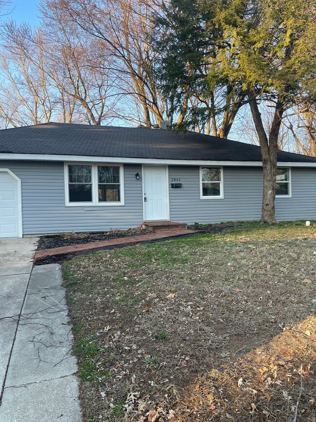 Primary Photo - 3 Bed 1.5 Bath 1 Car Garage