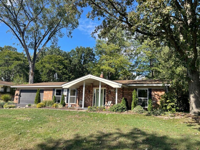 Primary Photo - Shelby Township Custom Ranch, 3 or 4 Bedro...