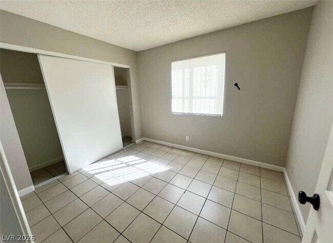 Building Photo - 6928 Appleton Dr