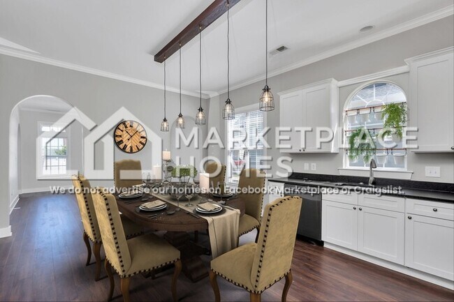 Building Photo - 6249 S Clubview Cir