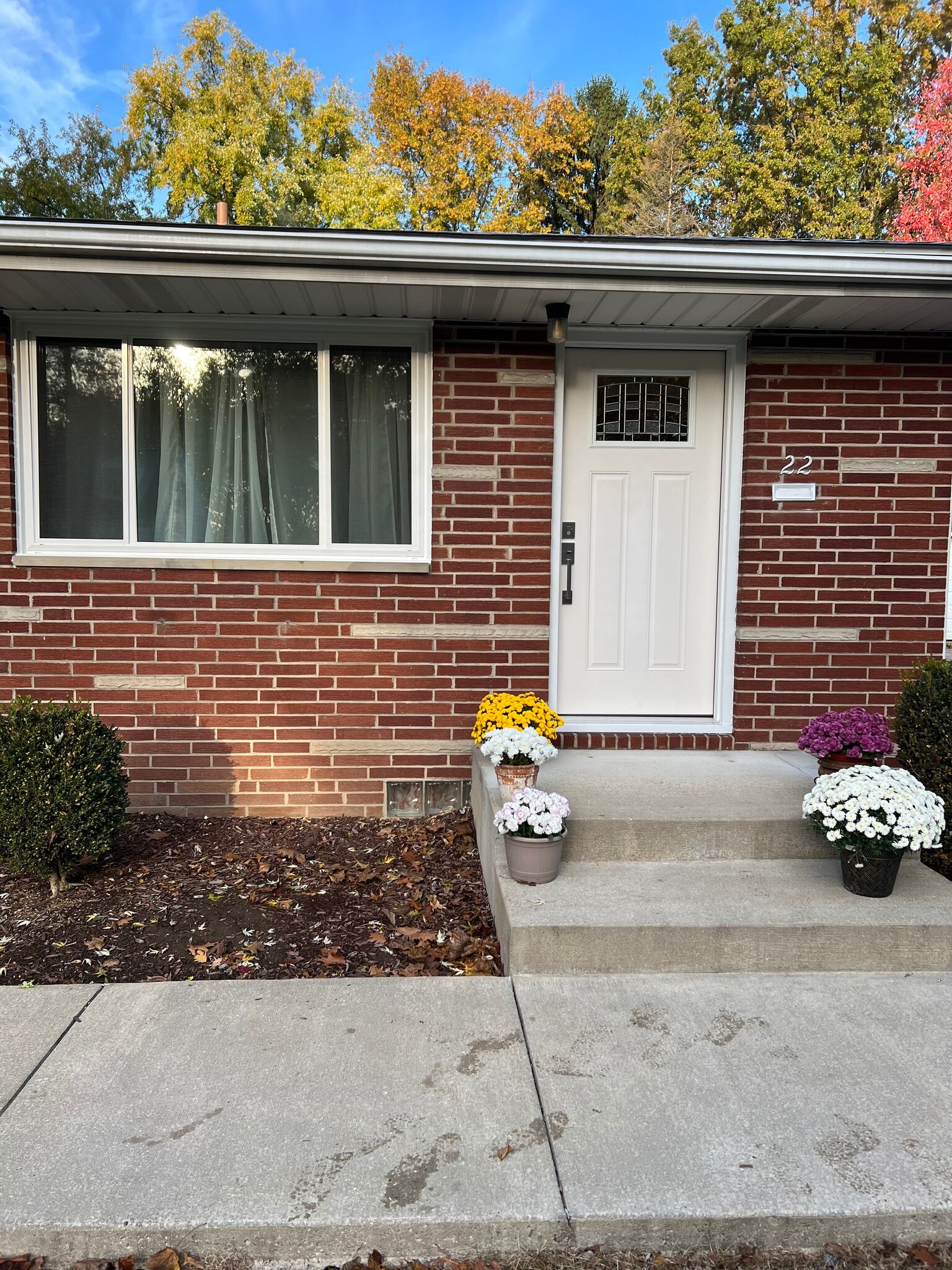 Building Photo - 22 Ansel Ave