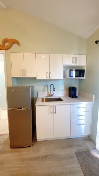 Building Photo - 4145 Akulikuli Ter