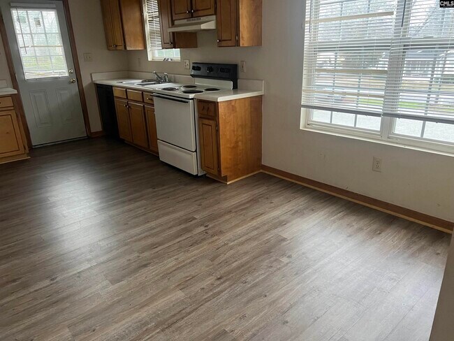 Building Photo - 124 Hazelwood Ct