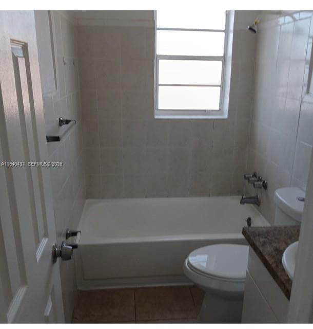 Building Photo - 2651 NW 13th St