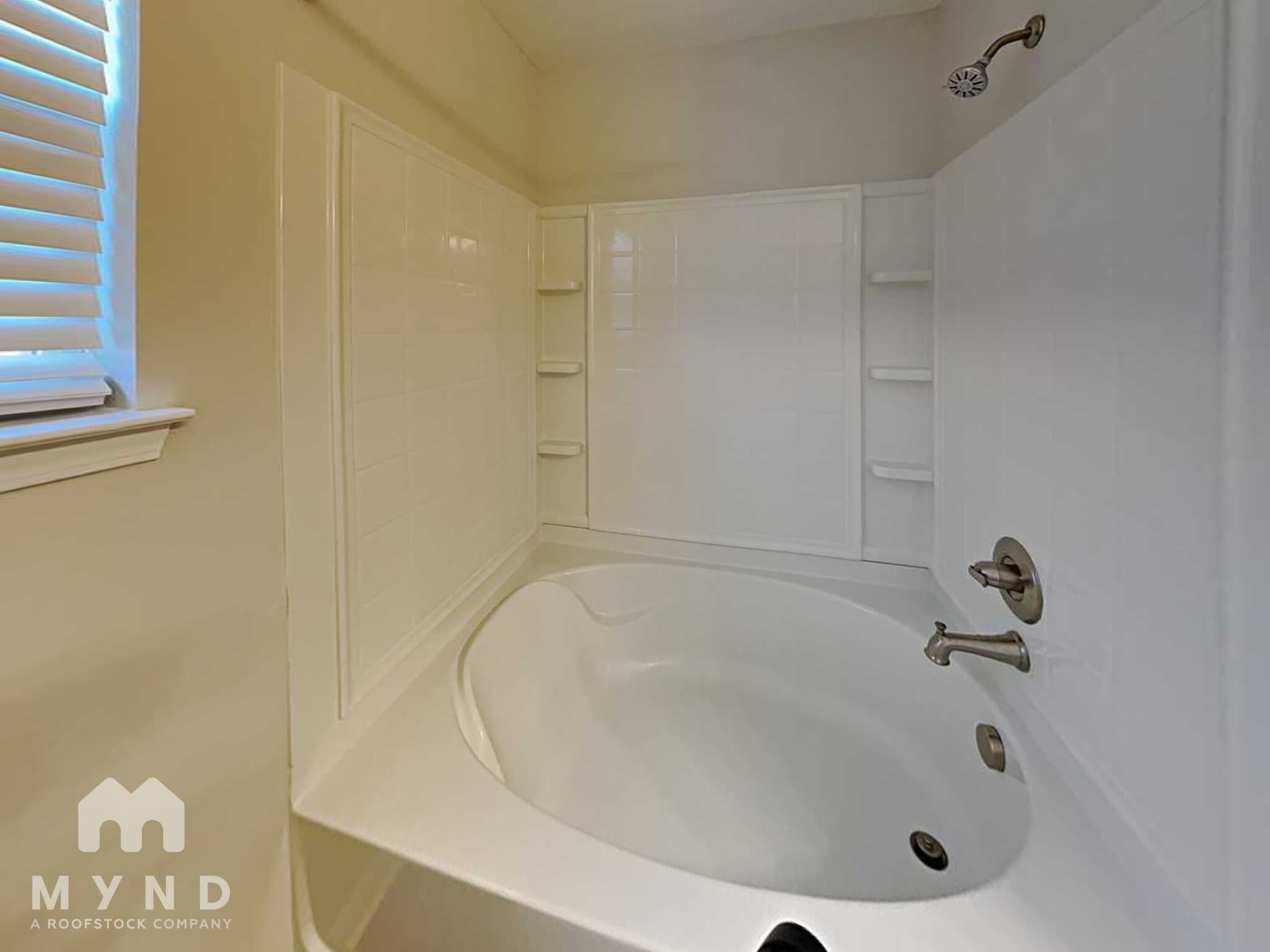 Building Photo - 302 Negri Ct