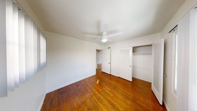 Building Photo - 5BD/2BA on MARY LANE! (Lease Out Pending S...
