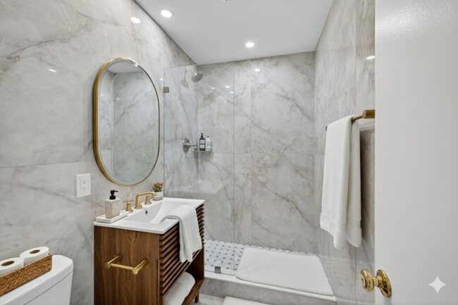 Building Photo - 4442 Sea Grape Dr