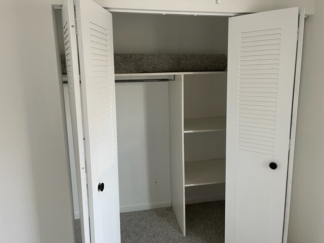 Building Photo - 1120 E 6th St