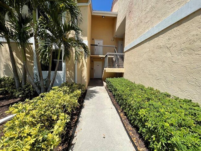 Building Photo - 5741 Riverside Dr