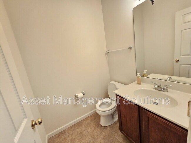 Building Photo - 119 Carlton Point Dr