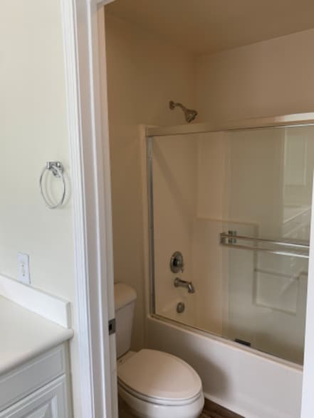 Building Photo - 28427 Santa Rosa Ln