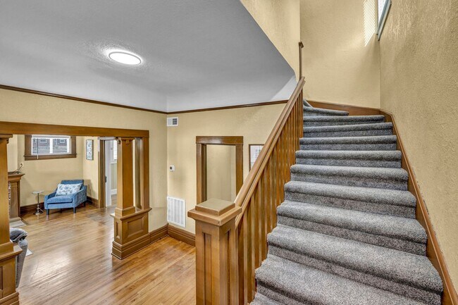 Building Photo - FULLY FURNISHED & BEAUTIFULLY REMODELED CLASSIC HOME NEAR UNR WITH UNBEATABLE I-80 ACCESS