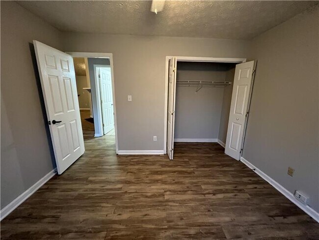 Building Photo - 2580 Teakwood Ln