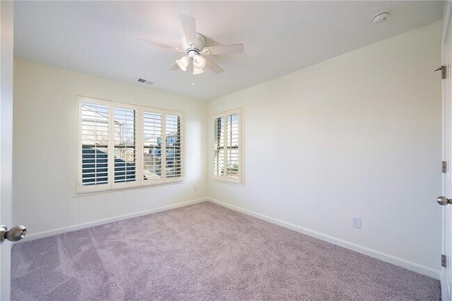 Building Photo - 4148 Baverton Dr
