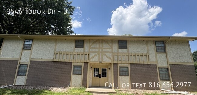 Building Photo - 3546 Tudor Dr