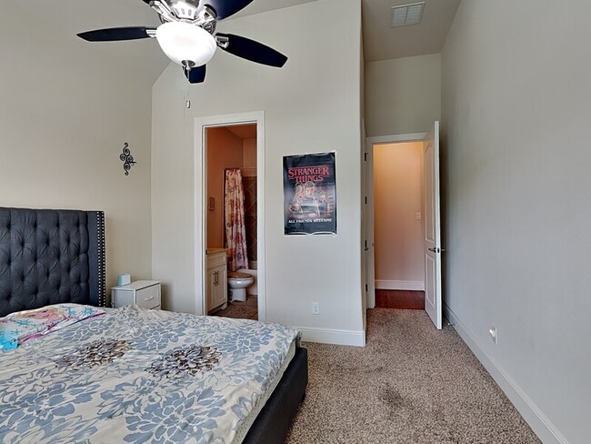 Building Photo - 2639 Virginia Pkwy