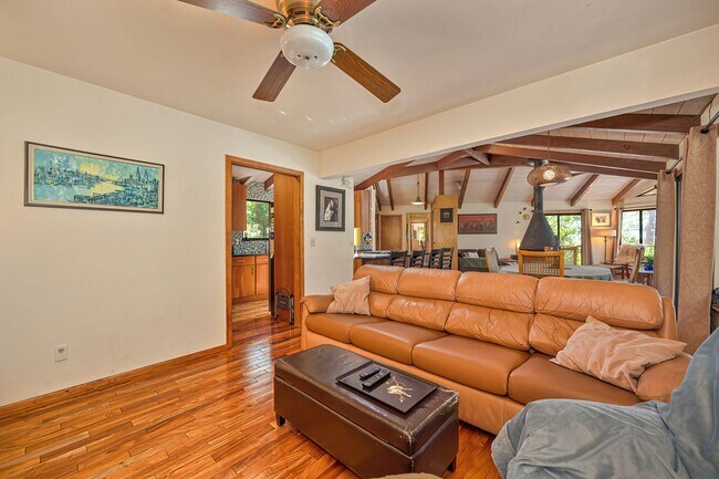 Building Photo - 16832 Alice Way