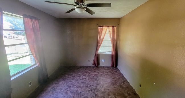 Building Photo - 119 Palm Oak Dr