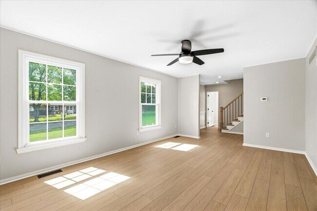 Building Photo - 7375 Freestate Dr