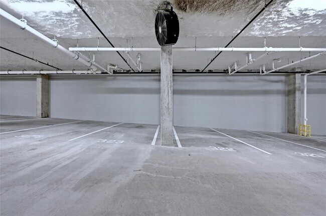 Building Photo - 1701 Simond Ave Ave