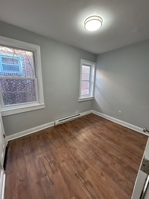 Building Photo - 5824 Florence Ave