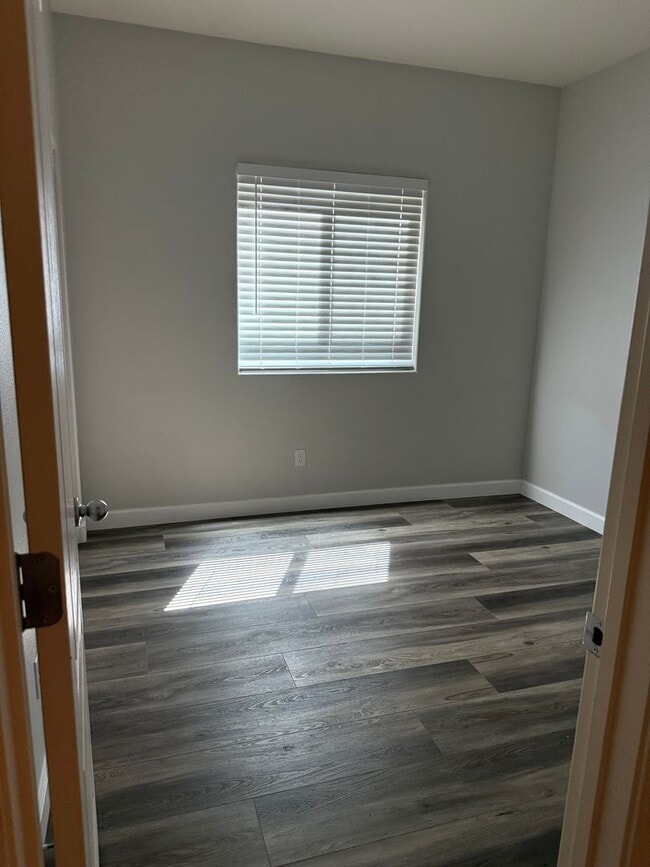 Building Photo - North Merced Location 4bedroom 2 bath