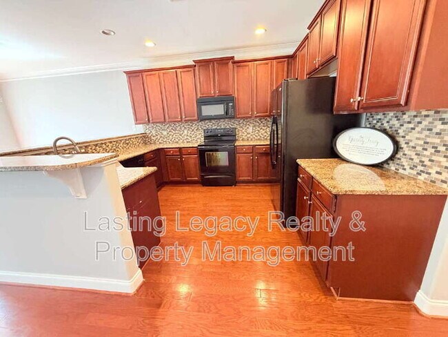 Building Photo - 959 Silver Leaf Dr