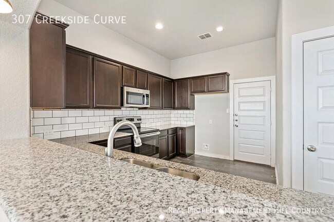 Building Photo - 307 Creekside Curve