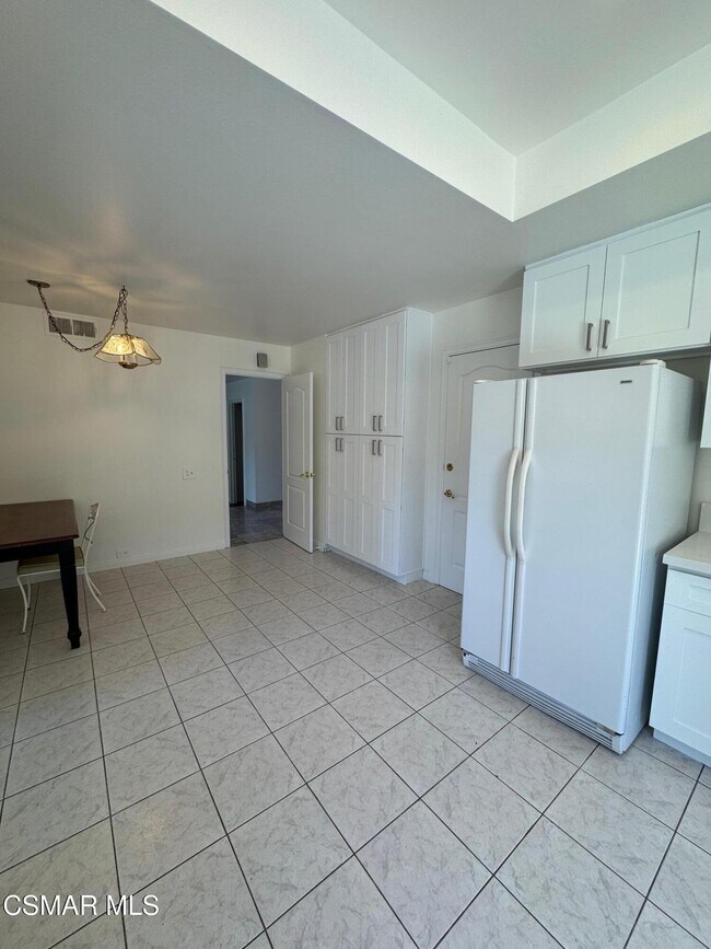 Building Photo - 2722 W Appalachian Ct