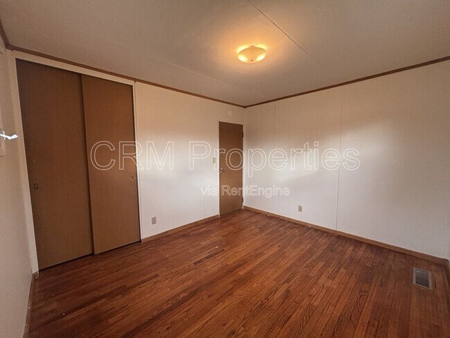 Building Photo - 202 Lody Ln