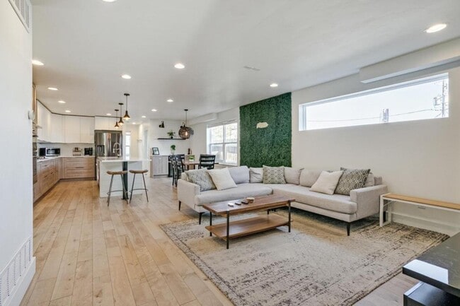 Building Photo - 3044 N Speer Blvd