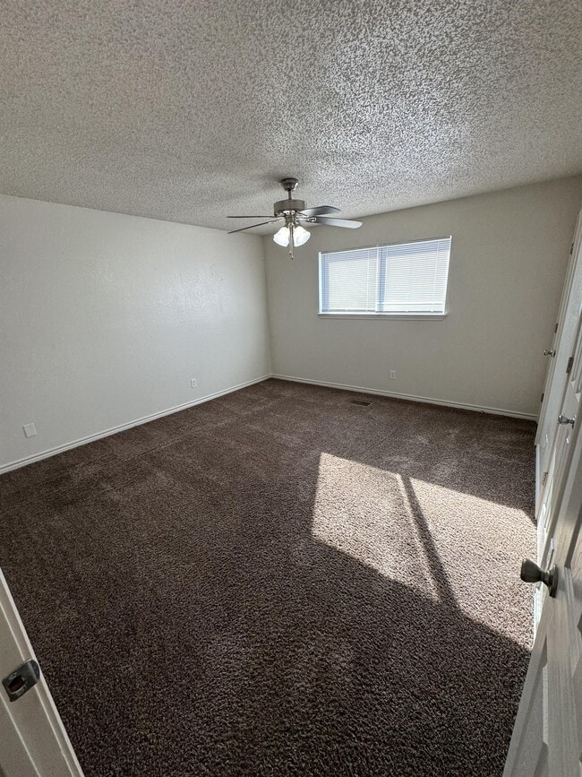 Building Photo - 1506 Jefferis Ave