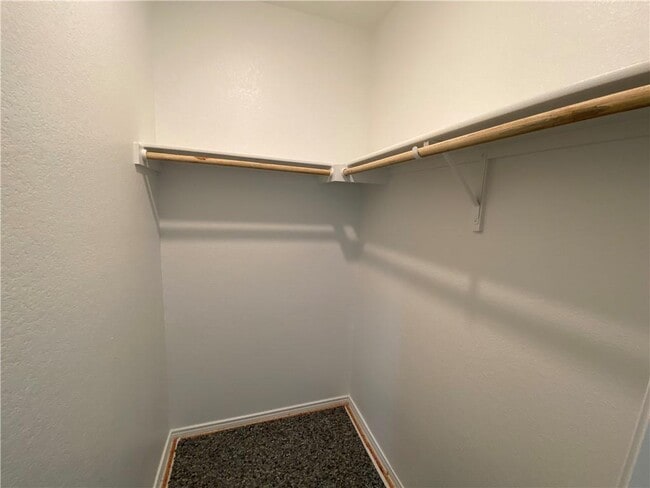 Building Photo - 3608 Lodgepole Dr