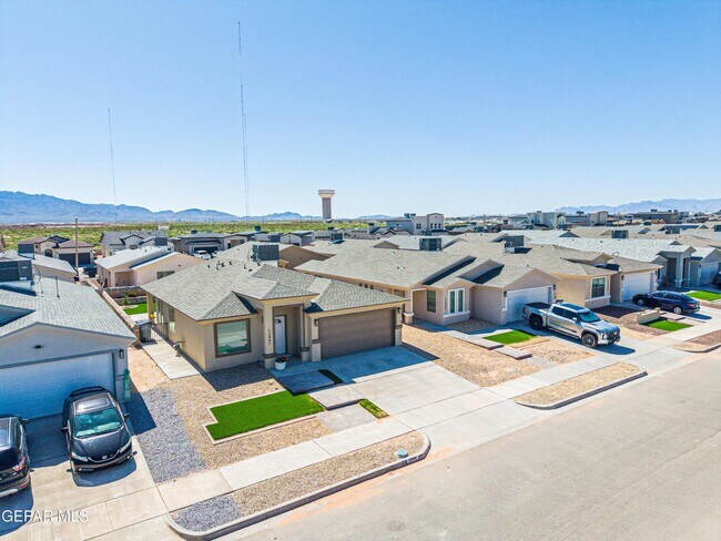 Building Photo - 12441 Polo Norte Dr