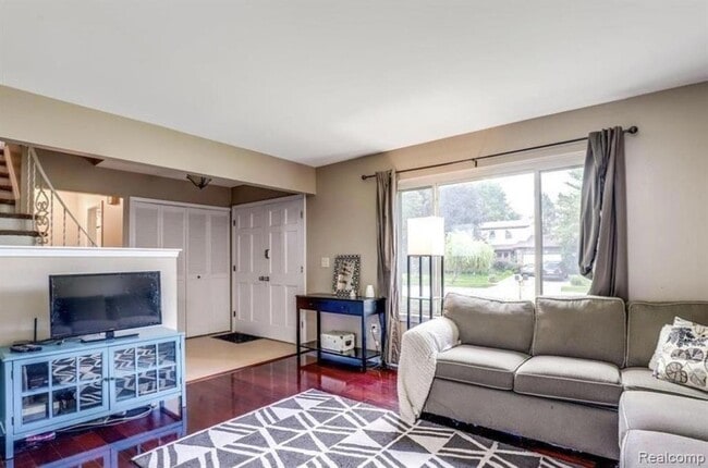 Building Photo - 2508 Coral Dr